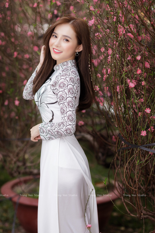 国外足球友谊赛，体验不同国家的足球文化，国外足球队