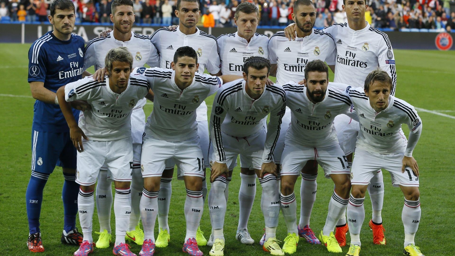 莫伊：在场上无处不在，他的力量和技巧帮助全黑队巩固领先地位