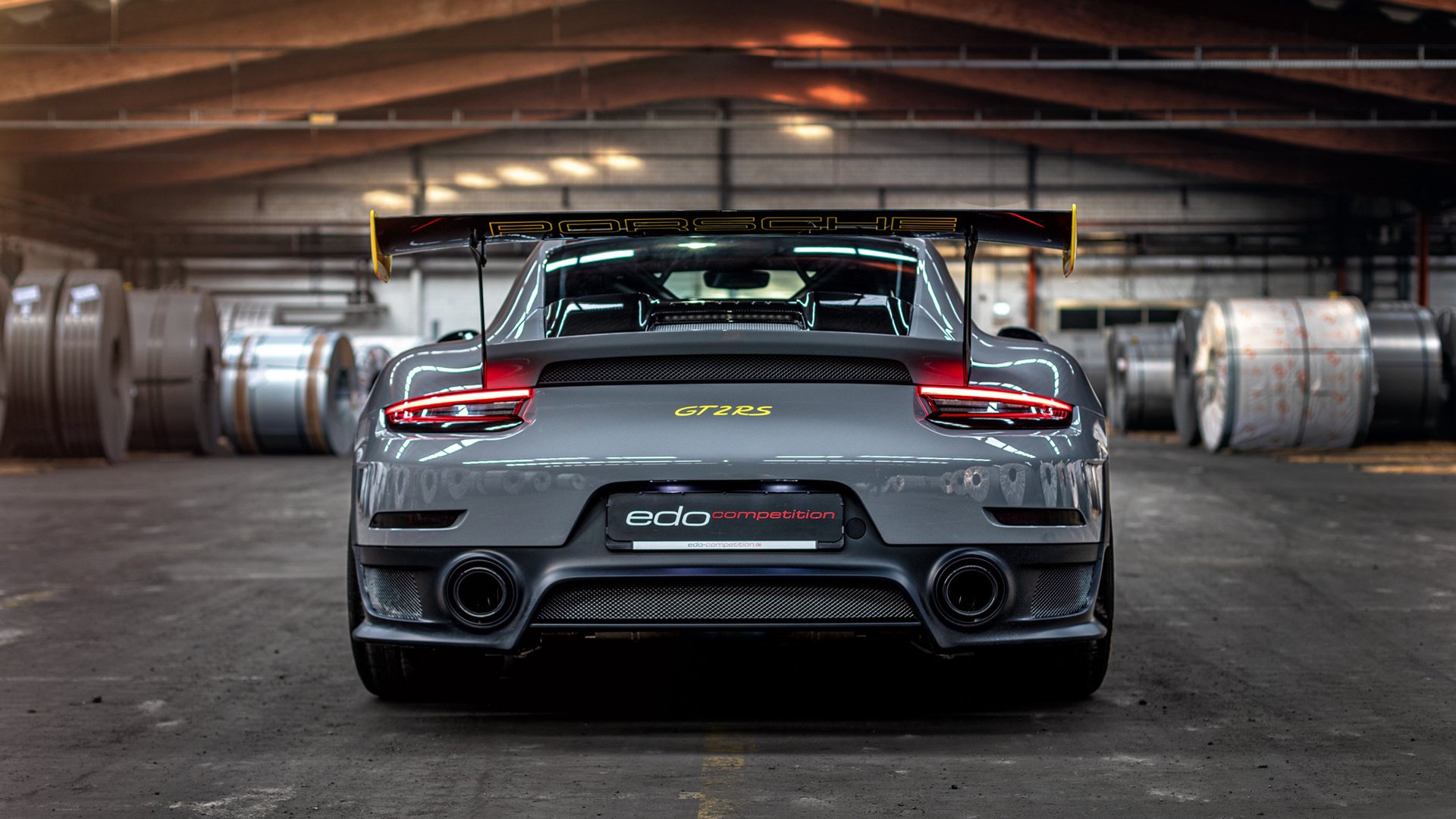 _世界杯足球赛：爆冷门不断引发热议_，世界杯爆冷赛事